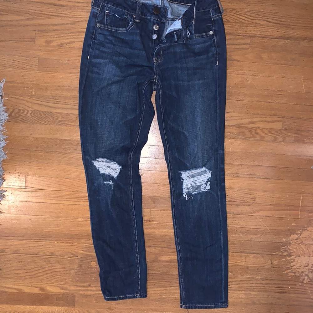 American Eagle Distressed TomGirl Jeans